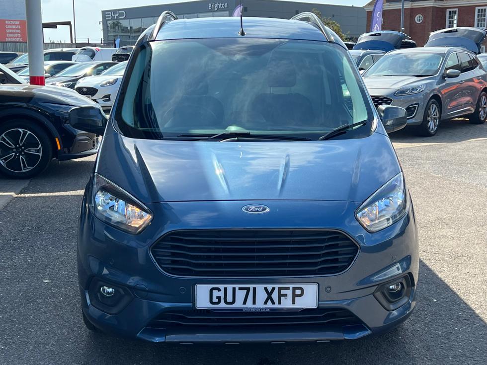 Ford Transit Courier Photo 2249d33d-02c7-4a77-aead-d53b730b0835.jpeg