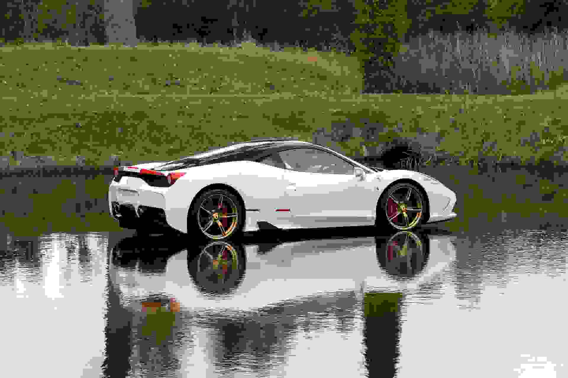 Ferrari 458 Photo 2255d817-be13-45b2-836b-17deb156b8e9.jpg