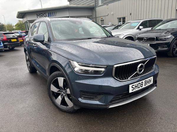 Used 2021 VOLVO XC40 1.5 T3 [163] Momentum 5dr Geartronic at Chippenham Motor Company