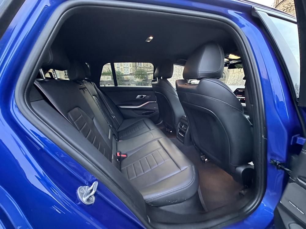 Used BMW 3 Series LV70CNE 25