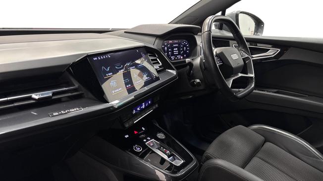 Audi Q4 E-Tron Photo 2
