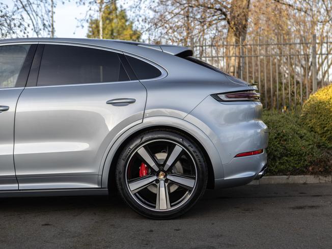 PORSCHE Cayenne Photo 40