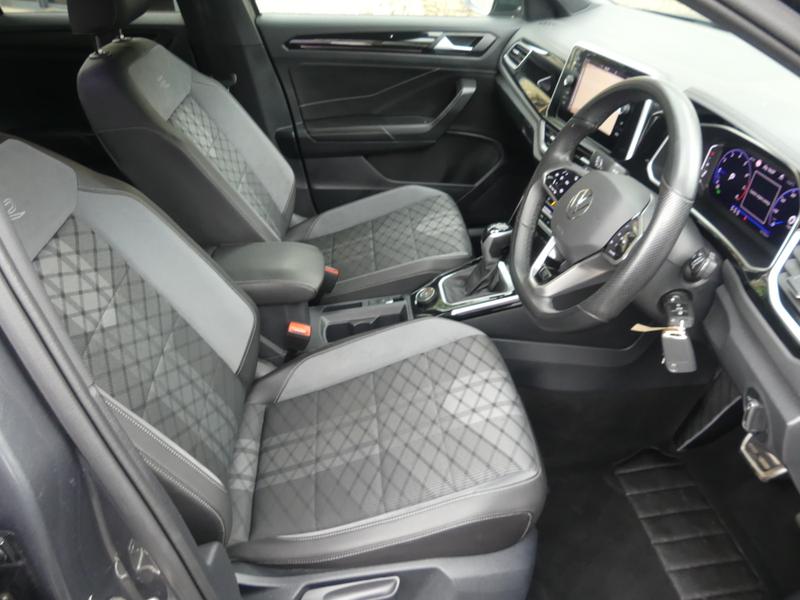 Volkswagen T-Roc Photo 228333b2-c66c-47c7-bf53-0128fa8a2225.jpg