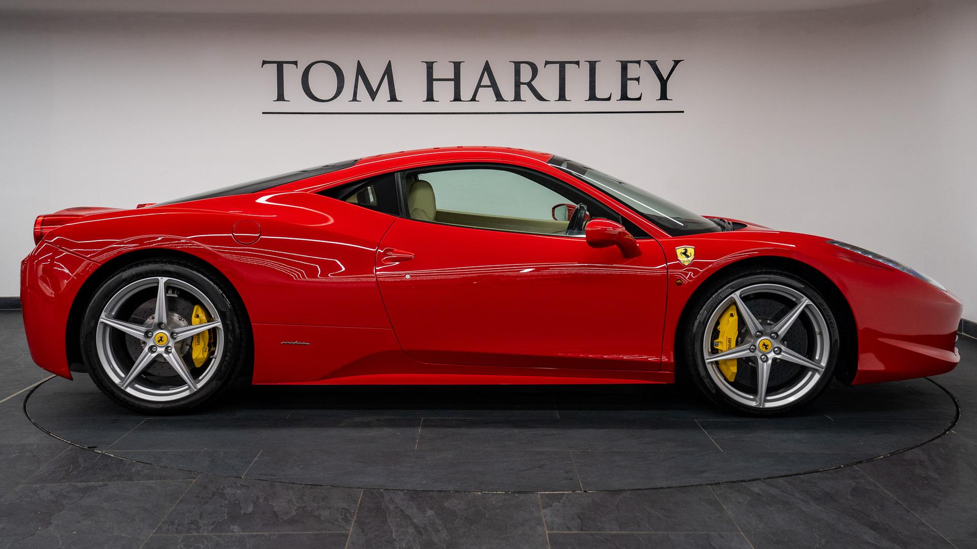 Ferrari 458 Photo 228a8453-7e84-460c-aabe-3ea2ae822861.jpg