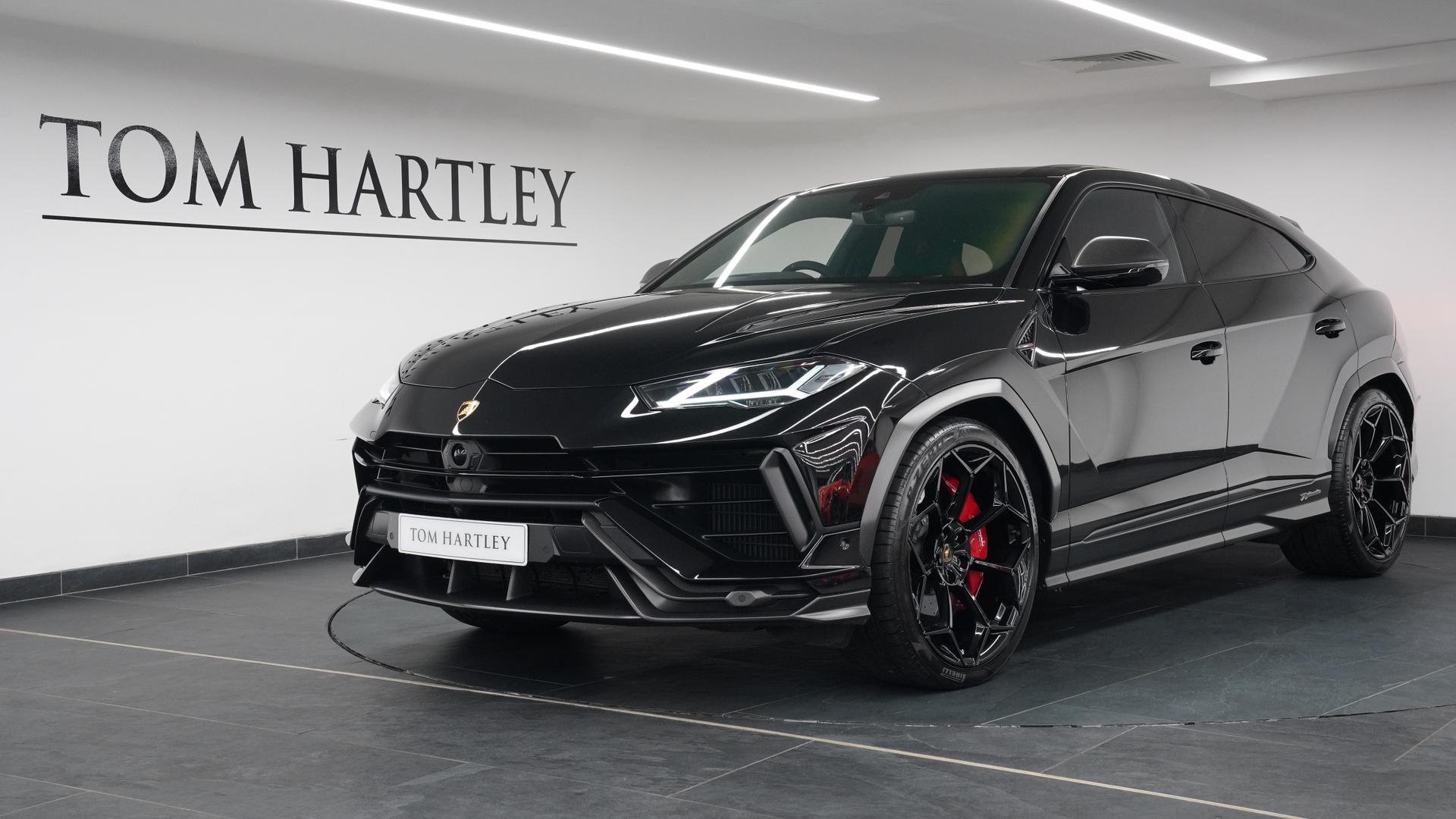 LAMBORGHINI Urus Photo 22a048f7-50fa-4bad-8cbc-544c90fa0de7.jpg