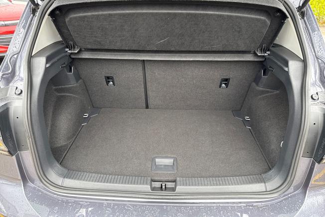 VOLKSWAGEN T-CROSS Photo 9