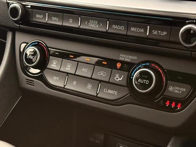 Kia Niro Photo 22ae45ca-53b8-4c28-b367-5cb67547f45c.jpg