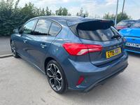 Ford Focus Photo 7