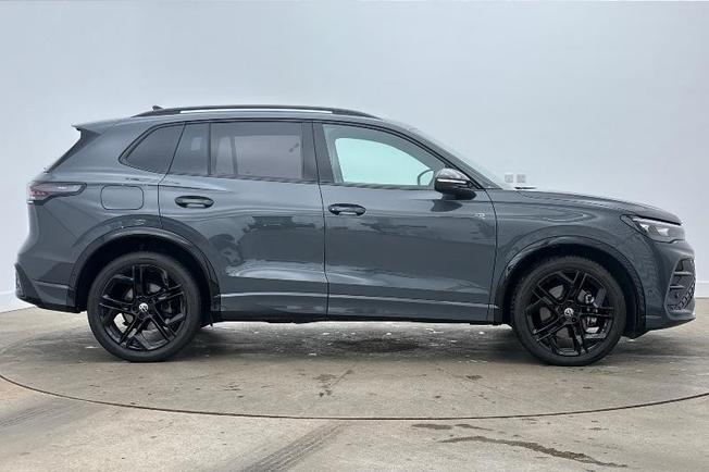 Volkswagen Tiguan Photo 3