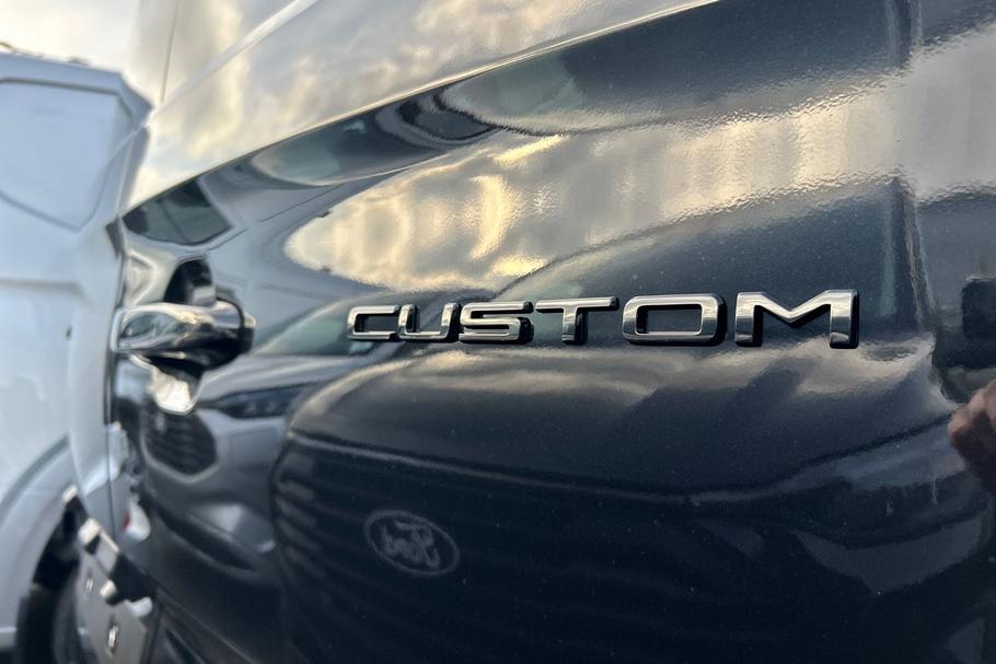 Used Ford TRANSIT CUSTOM 12/N041866 22