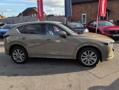 Mazda CX-5 Photo 1