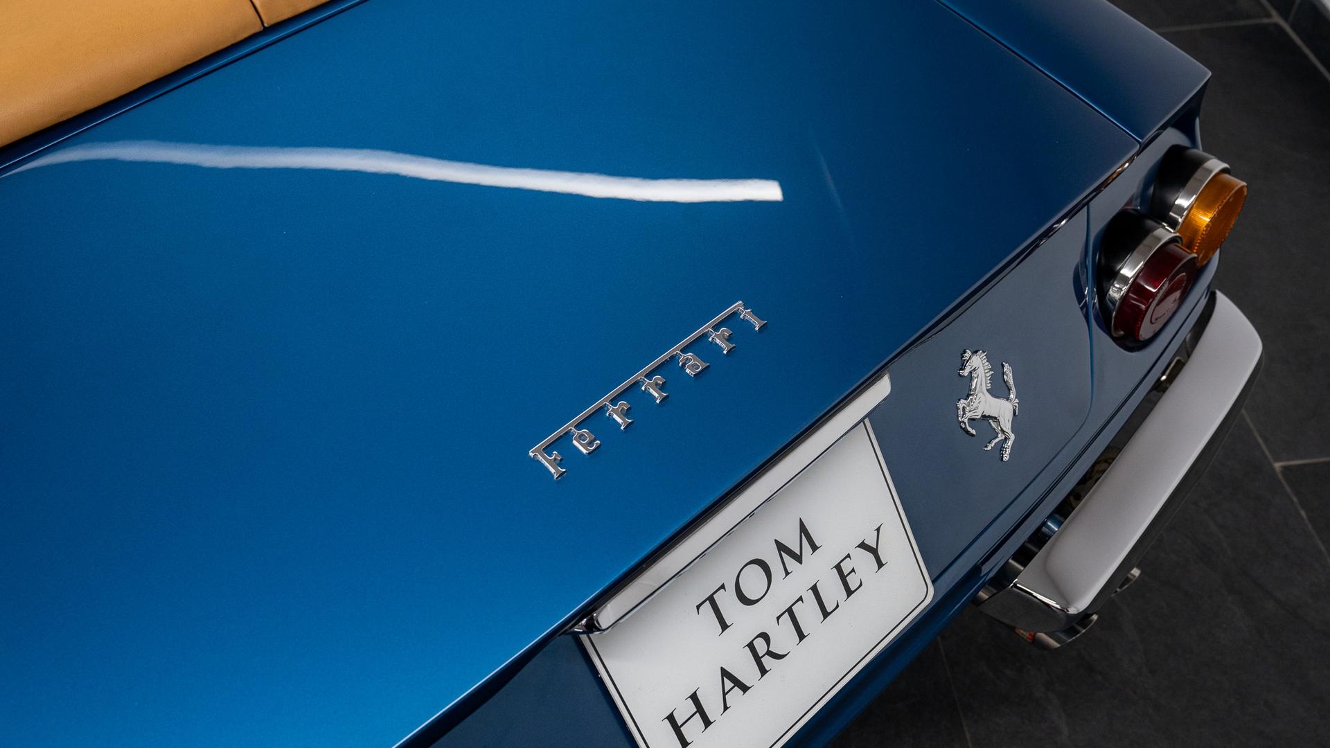 Ferrari 365 GTB/4 Daytona Photo 22c89d0a-4783-4735-a0c3-5739cc5f7d74.jpg