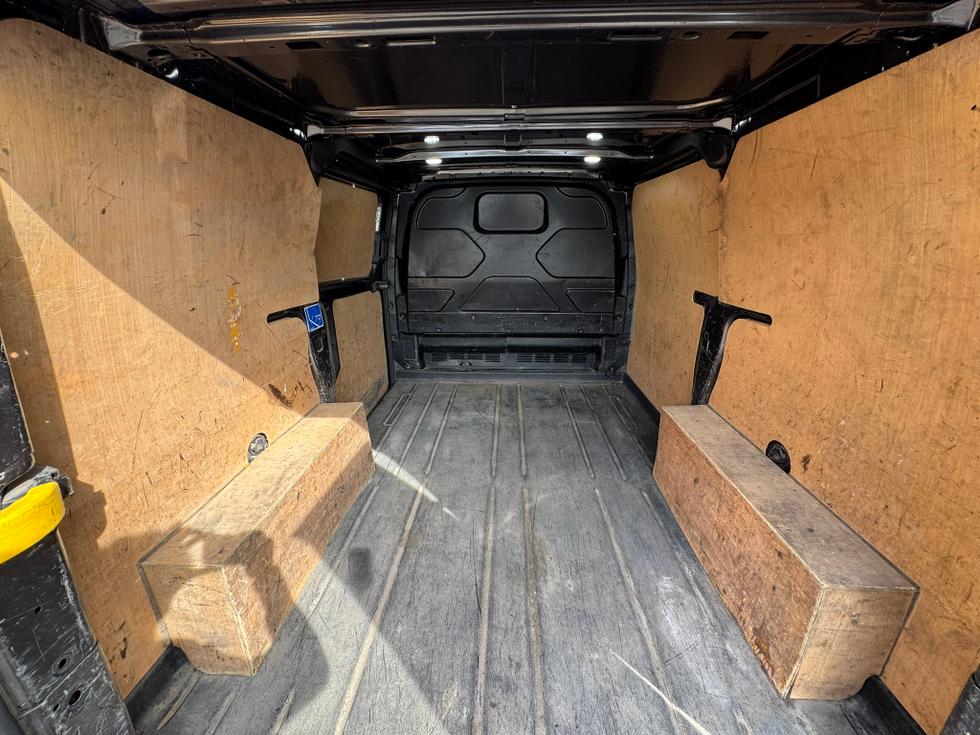 Ford Transit Custom Photo 22d7b19b-71ab-4ad0-b4e7-04ae9129ae8e.JPEG