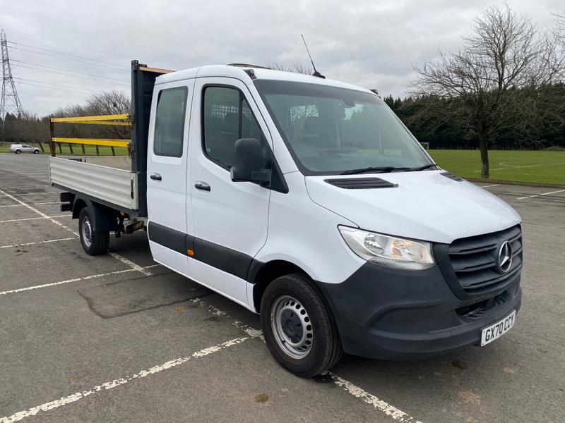 Mercedes-Benz Sprinter Photo 22e4c704-9746-49bc-8662-4503bd24aeec.jpg