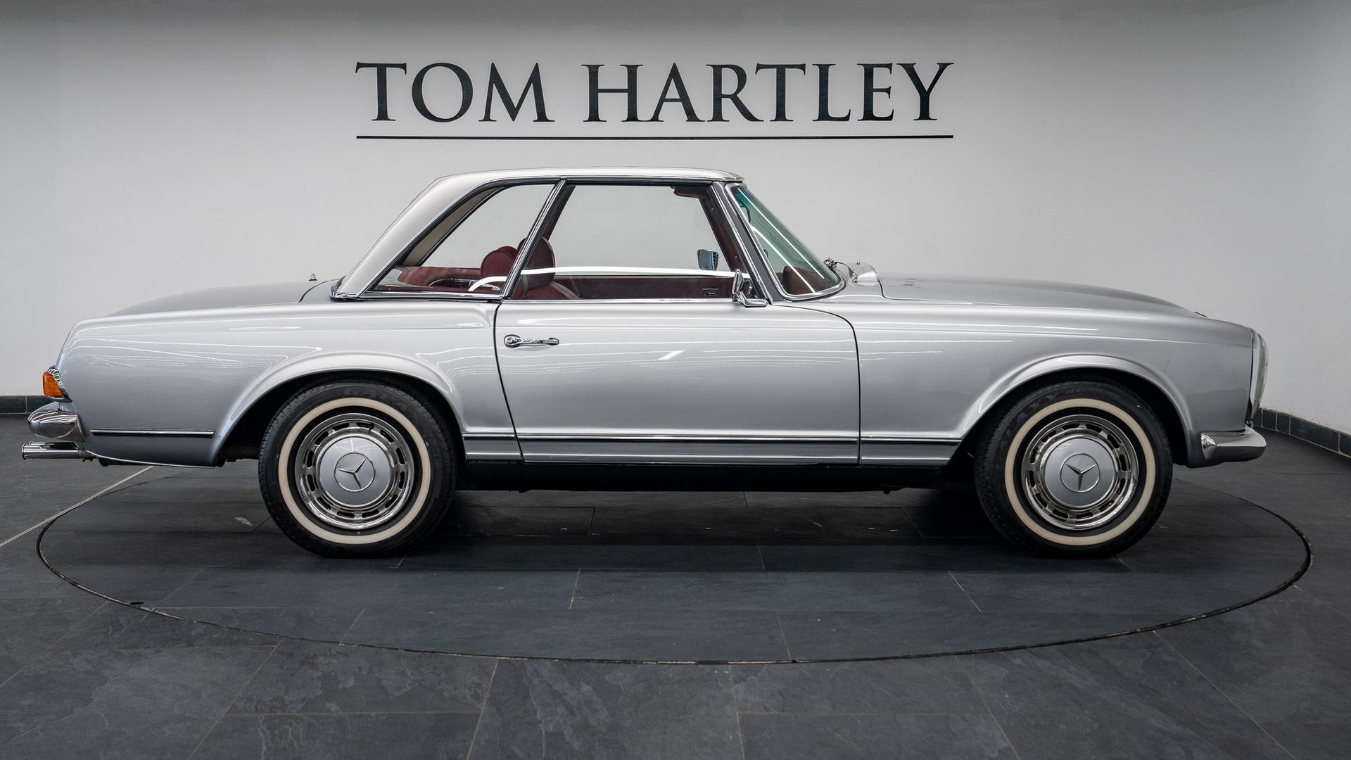 Mercedes-Benz 280 SL Photo 22f5a149-7284-4fa4-8265-cb7d8b5cc505.jpg