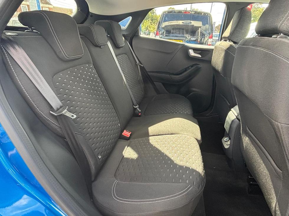 Ford Puma Photo 22f6cf11-f1bd-4efb-8d8c-ee15ca0fd812.JPG