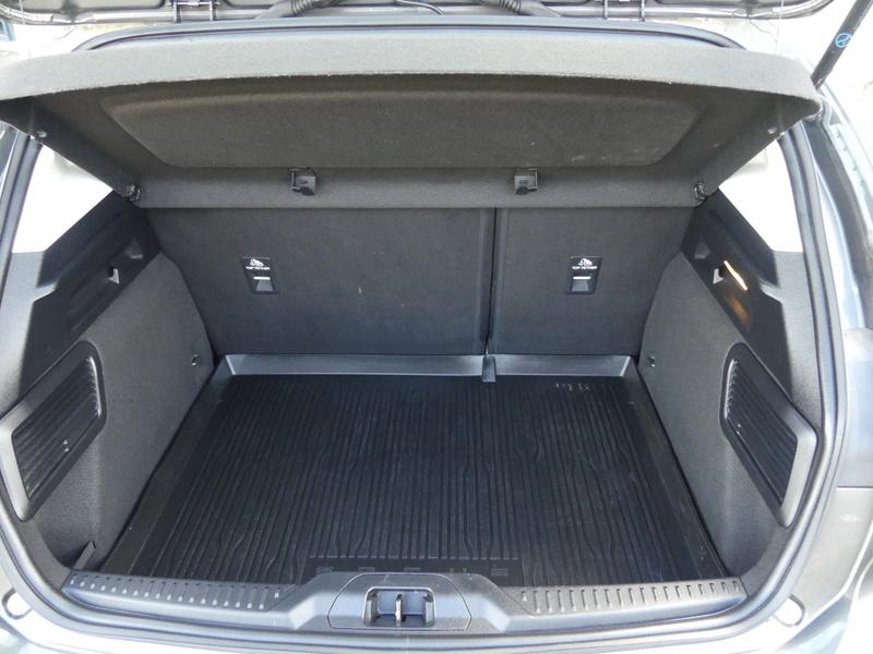Ford Focus Photo 232443ad-b617-41b0-960e-d41502c97101.jpg