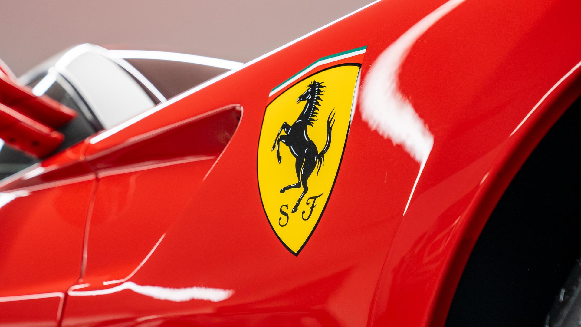 Ferrari 599 GTB Photo 23261e26-5d6a-464a-969c-7539ebe40e75.jpg