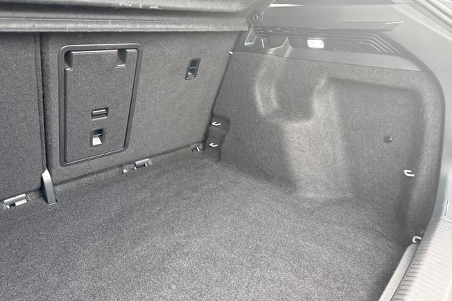 Volkswagen ID.4 Photo 23