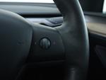 TESLA Model Y Photo 22
