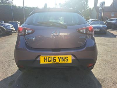 Mazda Mazda2 Photo 3