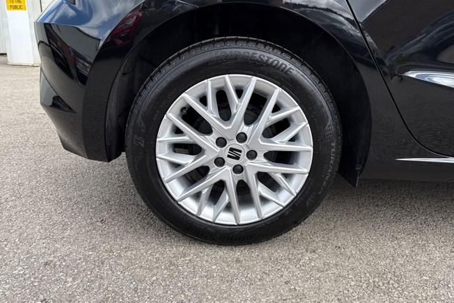 SEAT Ibiza Photo 21