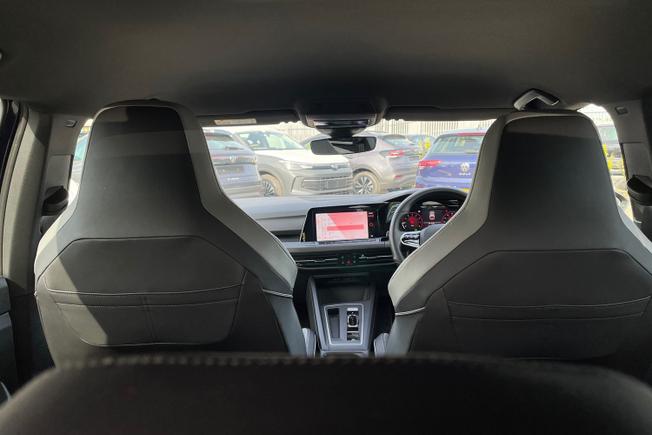 VOLKSWAGEN Golf Photo 41