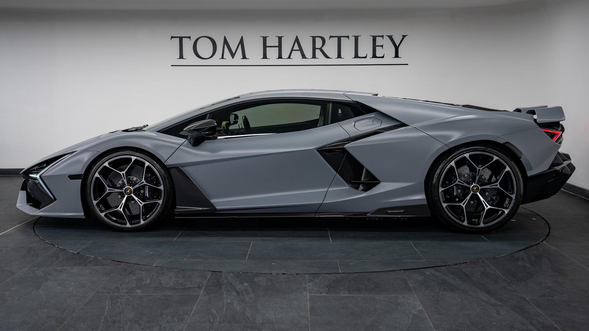 LAMBORGHINI Revuelto Photo 235283b2-e058-4859-b005-689caf360e5e.jpg