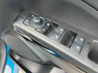 Ford Puma Photo 40