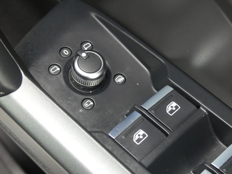 Audi Q3 Photo 23812fc3-3385-4164-af30-599cb52a761a.jpg