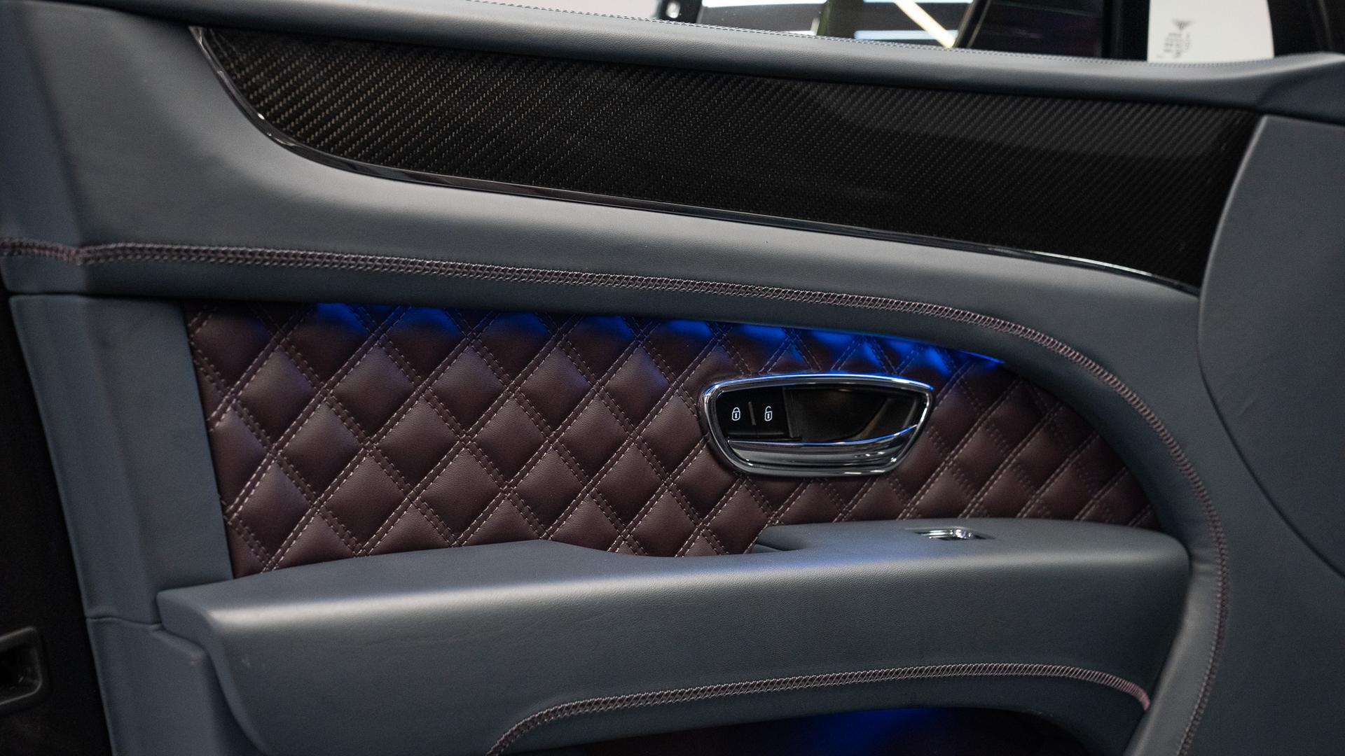 Bentley Bentayga Photo 238761ef-e67a-4bc4-84ab-5d8a3f9b6e79.jpg