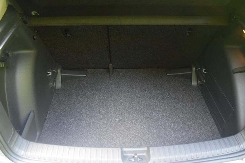 Skoda Fabia Photo 238fce51-60b7-47f8-87fd-3e7fef1c3a0e.JPG