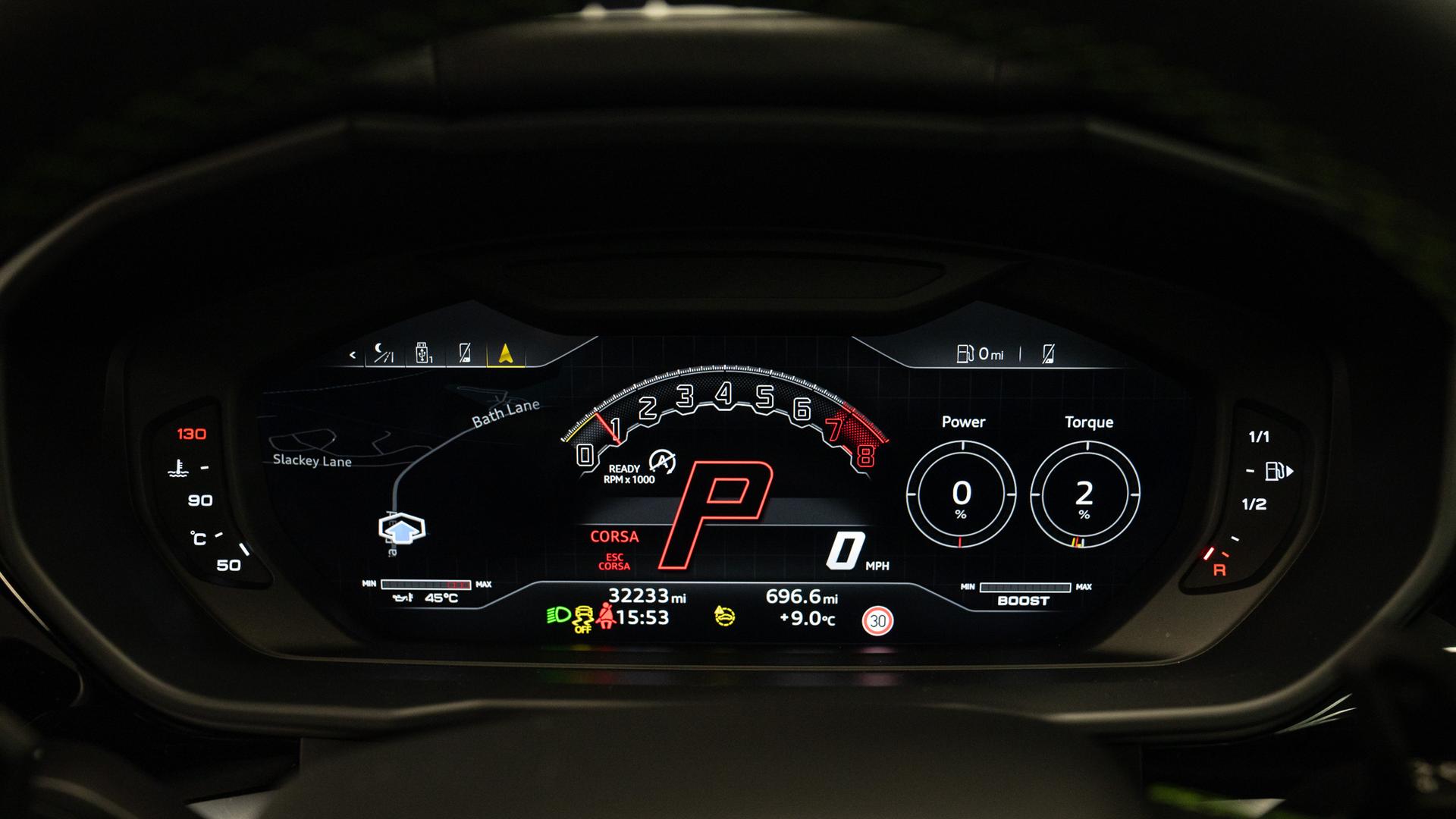 LAMBORGHINI Urus Photo 2396315d-3a22-4a5e-ac4a-eedc64397f06.jpg