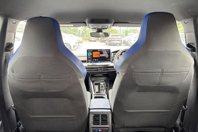 VOLKSWAGEN Golf Photo 28