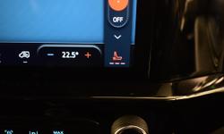 Ford TOURNEO CUSTOM Photo 13