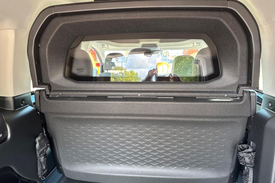 Ford TRANSIT CONNECT Photo 23a47fb5-4a08-4981-a954-11681719b7bf.jpg
