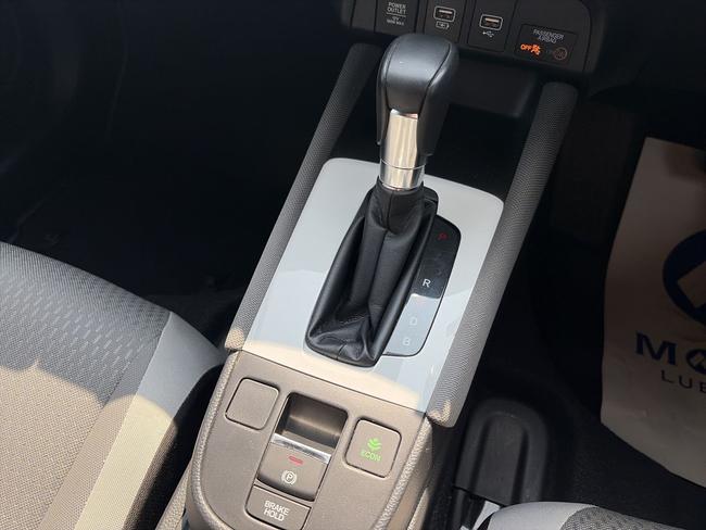 Honda Jazz Photo 23ab222f-3253-4521-aa6e-e1bbafa03df0.jpg