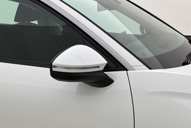 Volkswagen T-Roc Photo 28