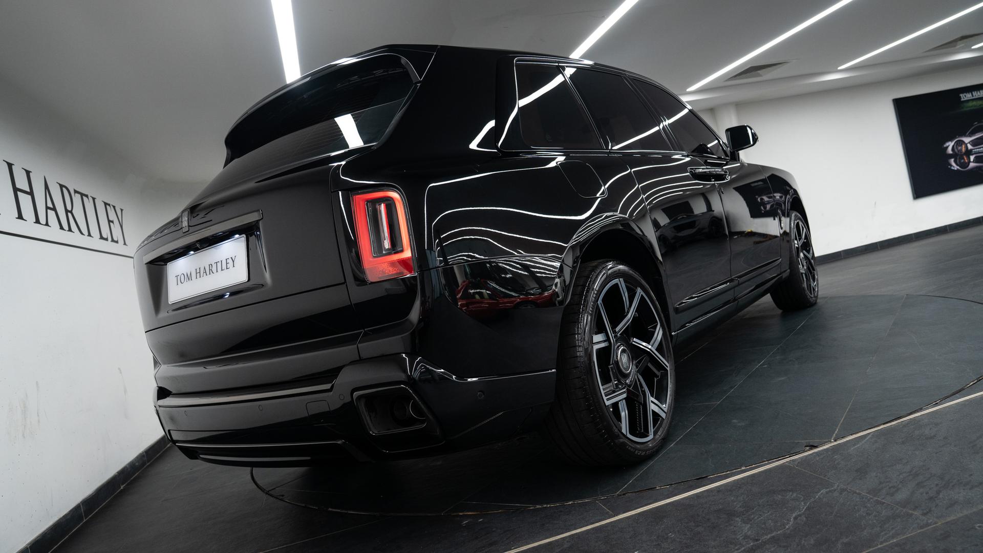 Rolls-Royce Cullinan Series II Photo 23ce5b4b-e2bd-45b2-a477-d5485f900e4f.jpg