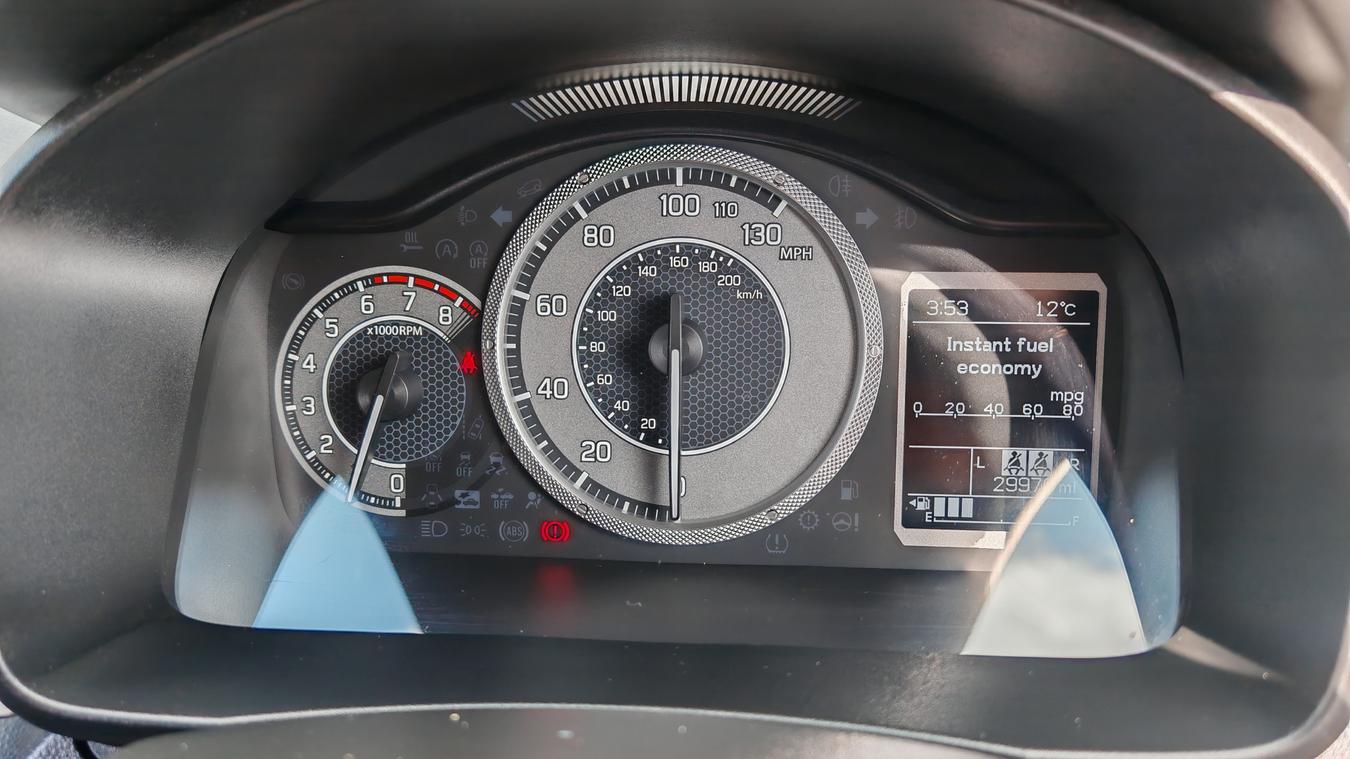 Used Suzuki Ignis VT21PKV 28