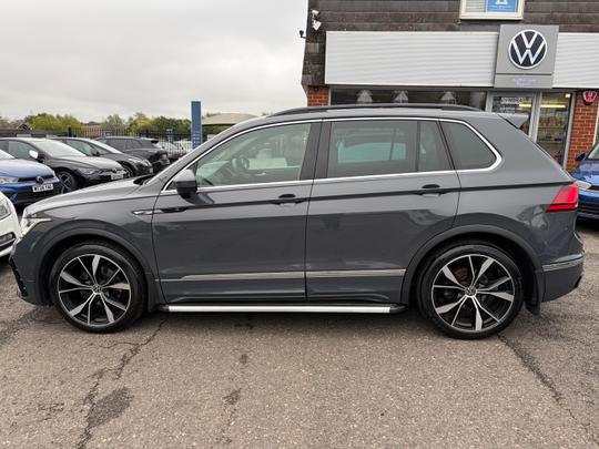 Volkswagen Tiguan Photo 23d9ae46-ce1b-494d-9916-a9643018ce1c.jpeg