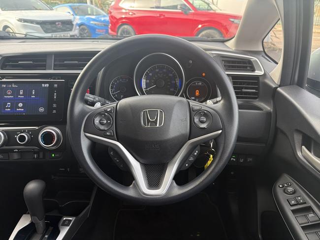 Honda Jazz Photo 23e1fdd2-cdad-4ad5-88b1-c50eb2a717ab.jpg