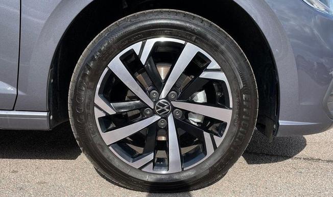 VOLKSWAGEN Polo Photo 6