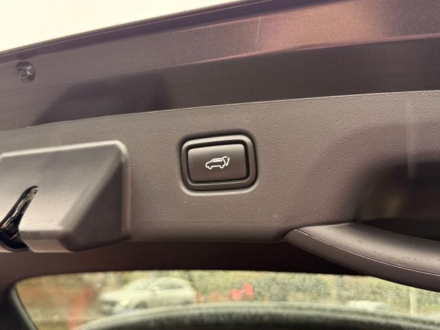 Kia Niro Photo 23f8efae-23a2-4670-ab7b-98d0c1dccbf2.jpg