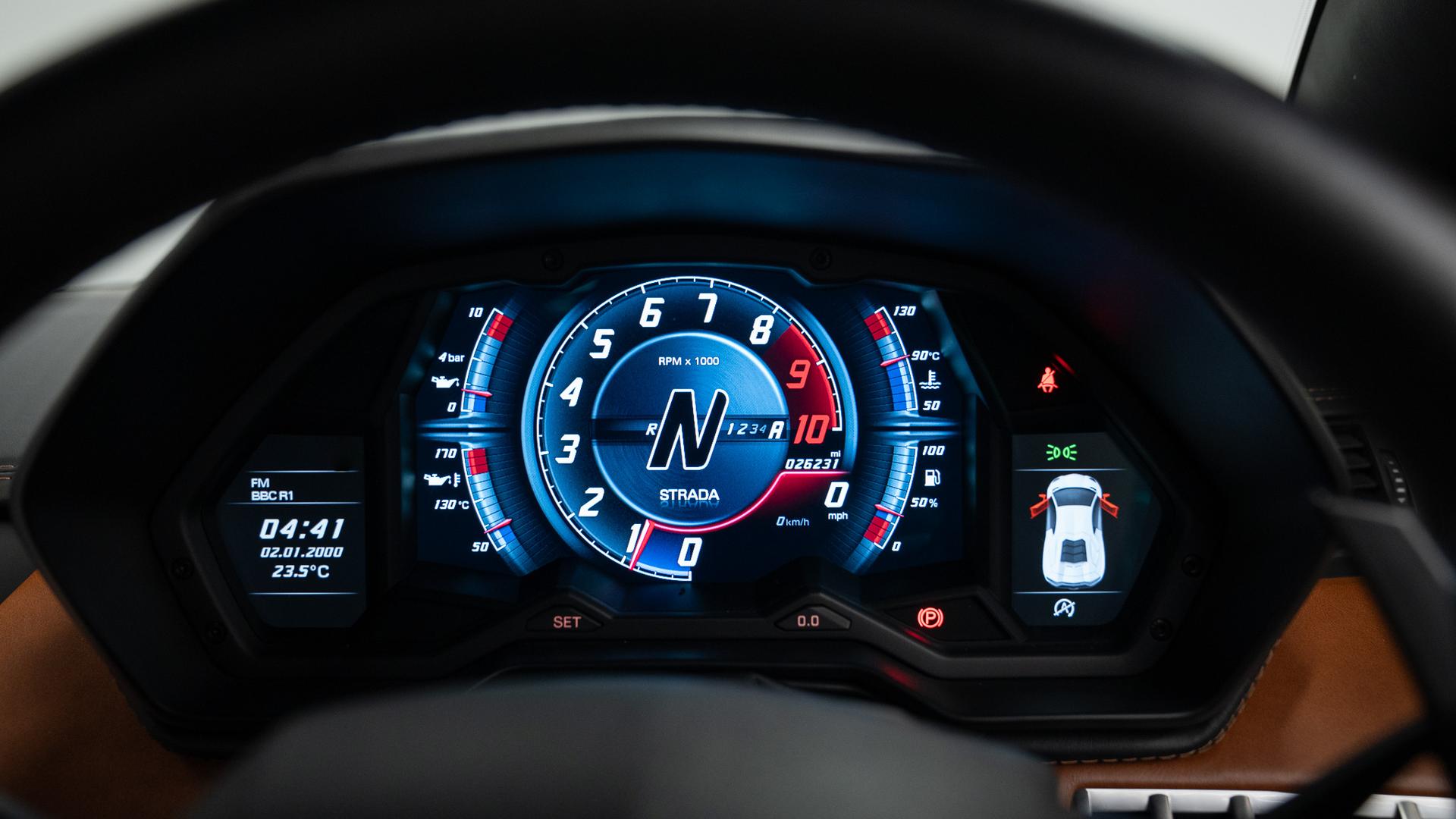 LAMBORGHINI Aventador Photo 23fb7097-f60b-44f2-a745-262ba251a071.jpg