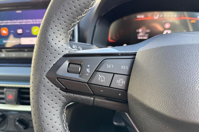 SEAT Ibiza Photo 16