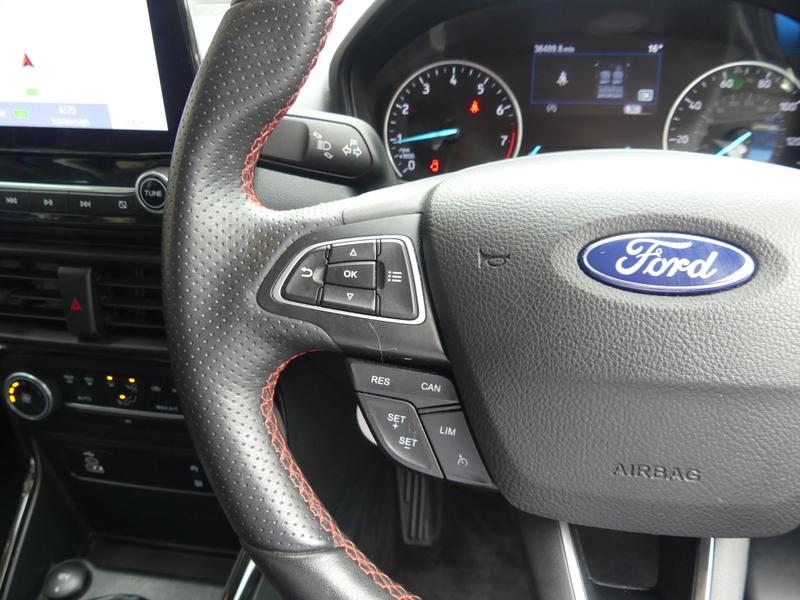 Ford EcoSport Photo 24049dbb-fecc-4034-9aeb-13e50690d1c8.jpg