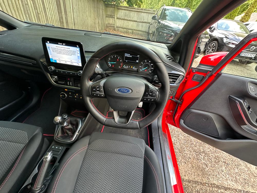 Used Ford Fiesta CN19ZSZ 10