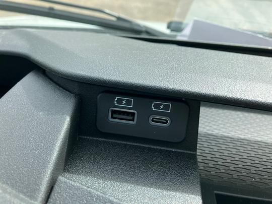 Iveco IVECO Photo