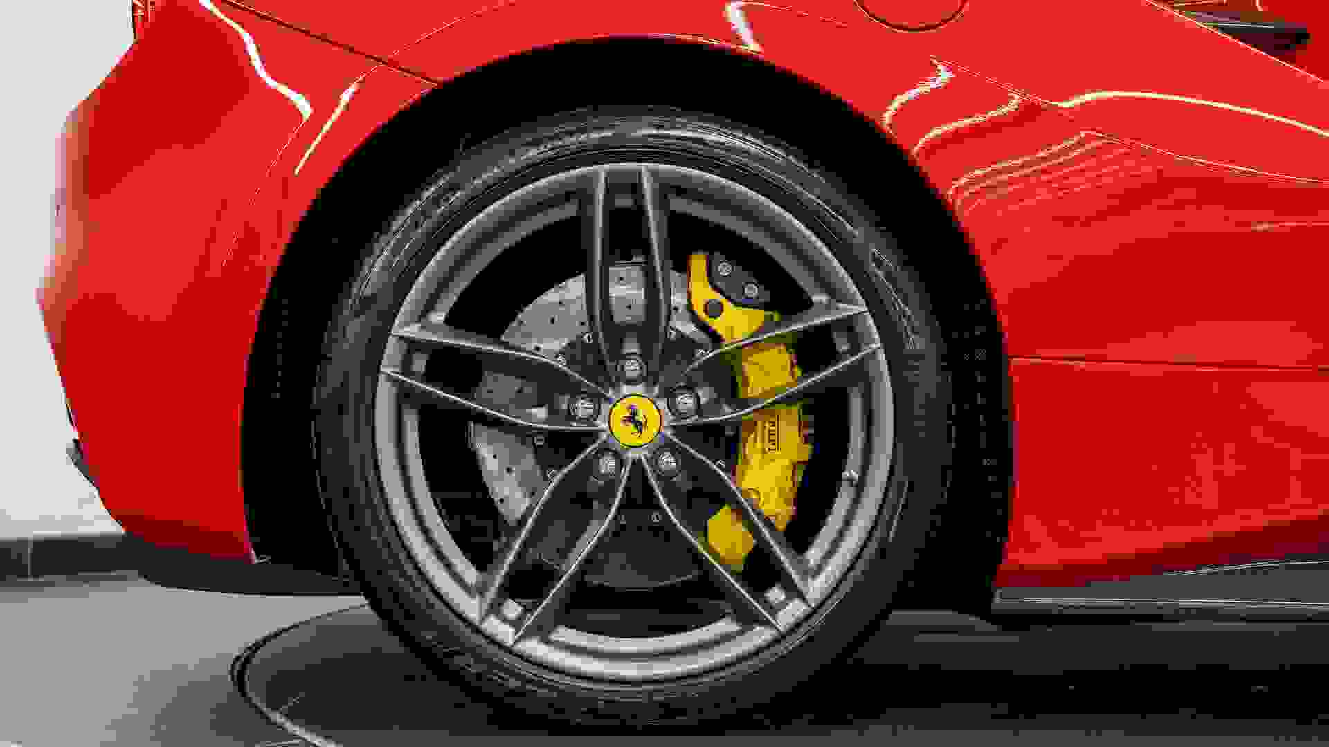 Ferrari 488 Photo 24640d89-a583-429f-ab8b-deab4fa122cf.jpg